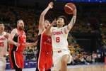 🏀半场-胡金秋&赵睿合砍20分曾凡博8分4帽2断 男篮领先日本17分