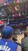 这可真不常见！活塞主场喇叭坏了，持续发出噪音，比赛直接暂停了