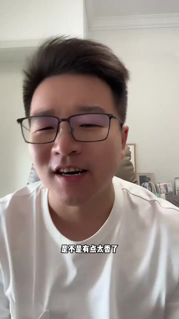 一个底薪能兑掉对方顶级锋线防守人！看看底薪的老詹有多香？